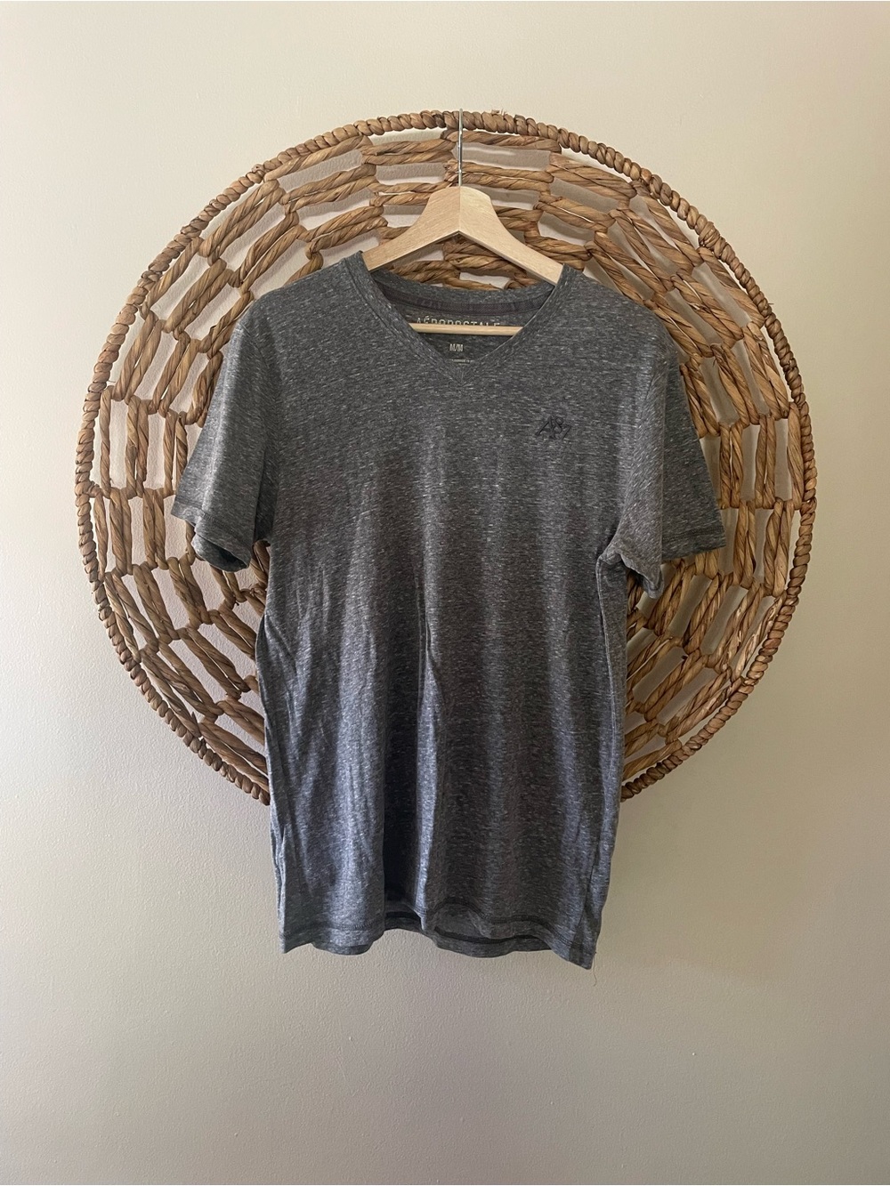 Aeropostale Men's V-Neck Short Sleeve Shirt in Heather Gray